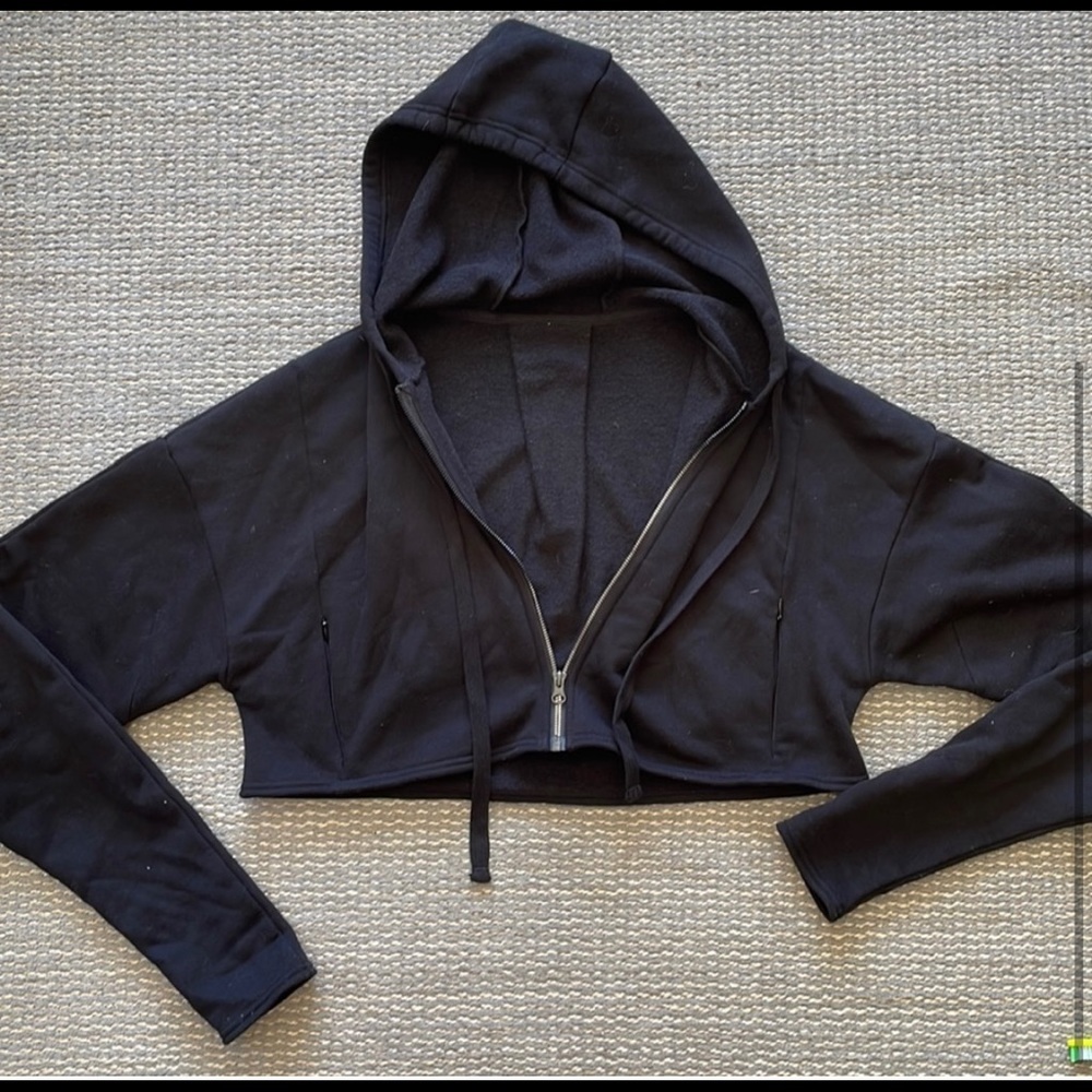Alo Yoga Extreme Cropped Sweater